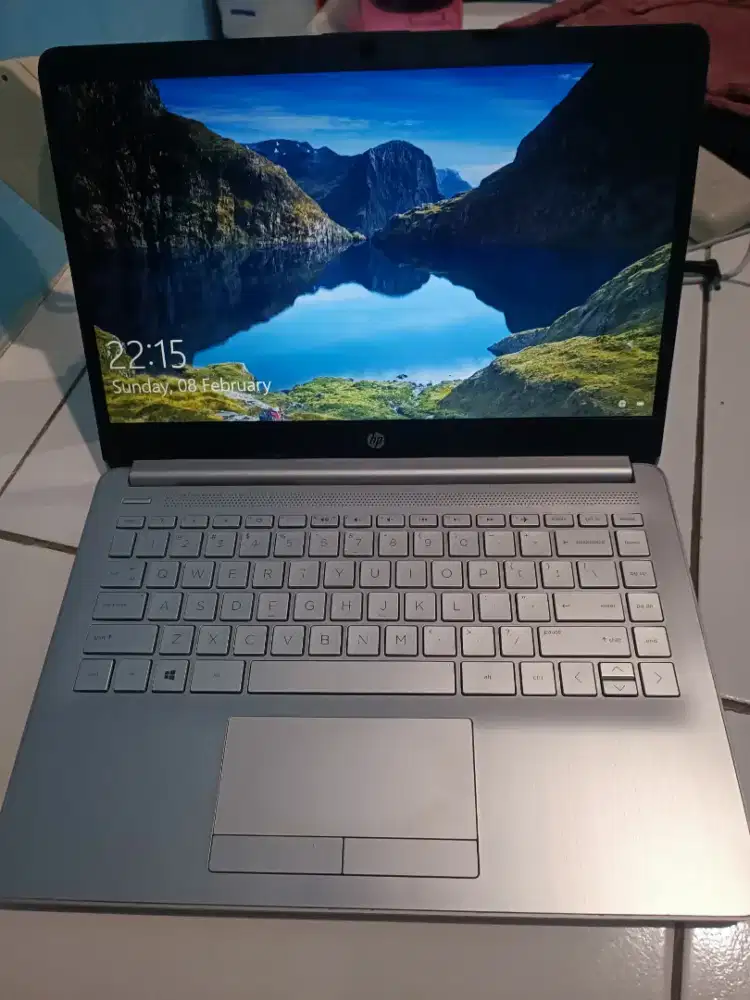 HP 14s AMD A9 | Win 10 Pro | Full Set | Mulus