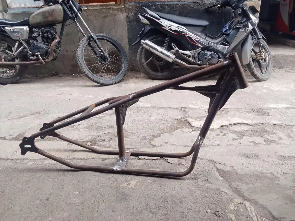 Frame chopper dan jok king and queen