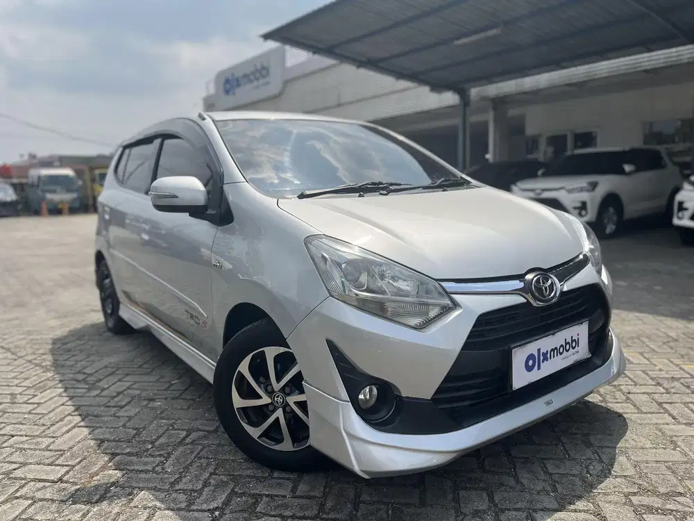 TOYOTA AGYA 1.2 G TRD SPORTIVO BENSIN-MT
