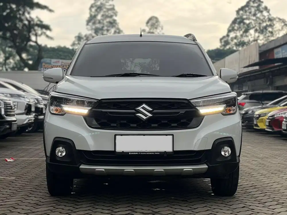 MULUS KM 8RB!! SUZUKI XL7 1.5 BETA HYBRID AT MATIC 2025 PUTIH