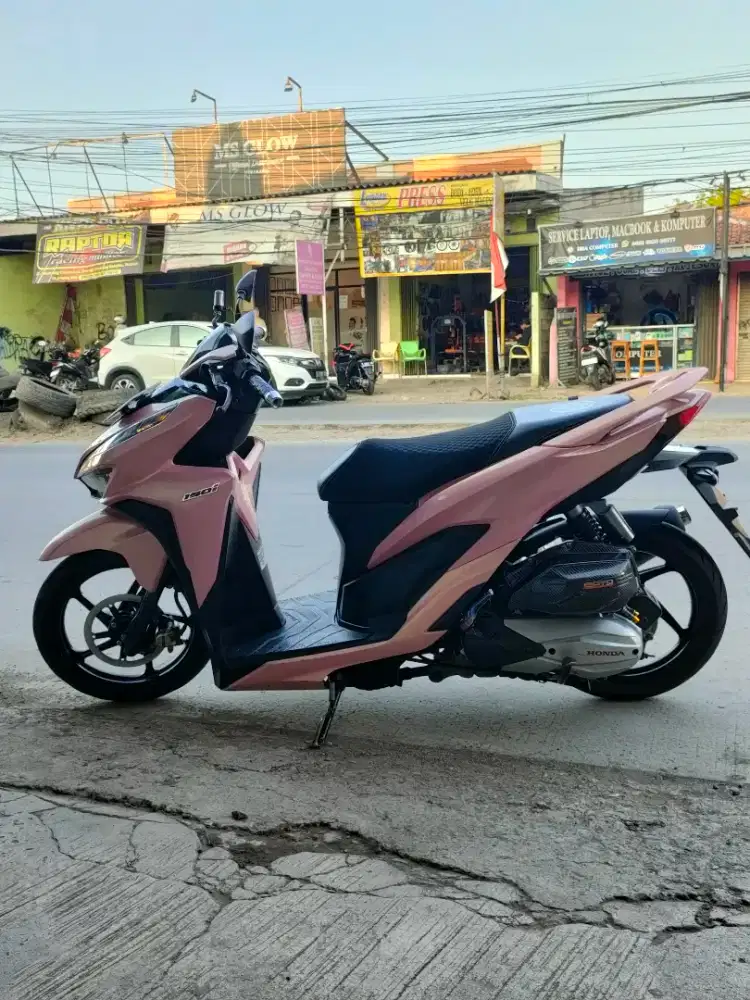 VARIO 150 LED NEW Gen 1 KEY LESS