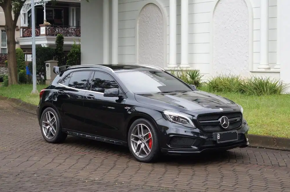 (CASH) Mercedes Benz GLA45 AMG 2015
