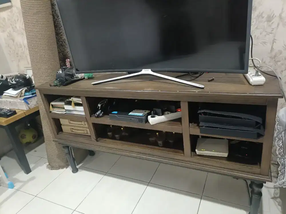 Dijual Meja Kayu Clasicc Informa