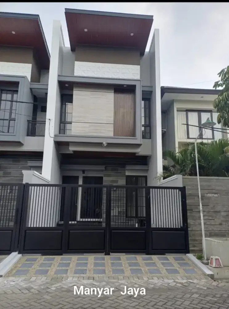 Rumah baru gress manyar under 2M