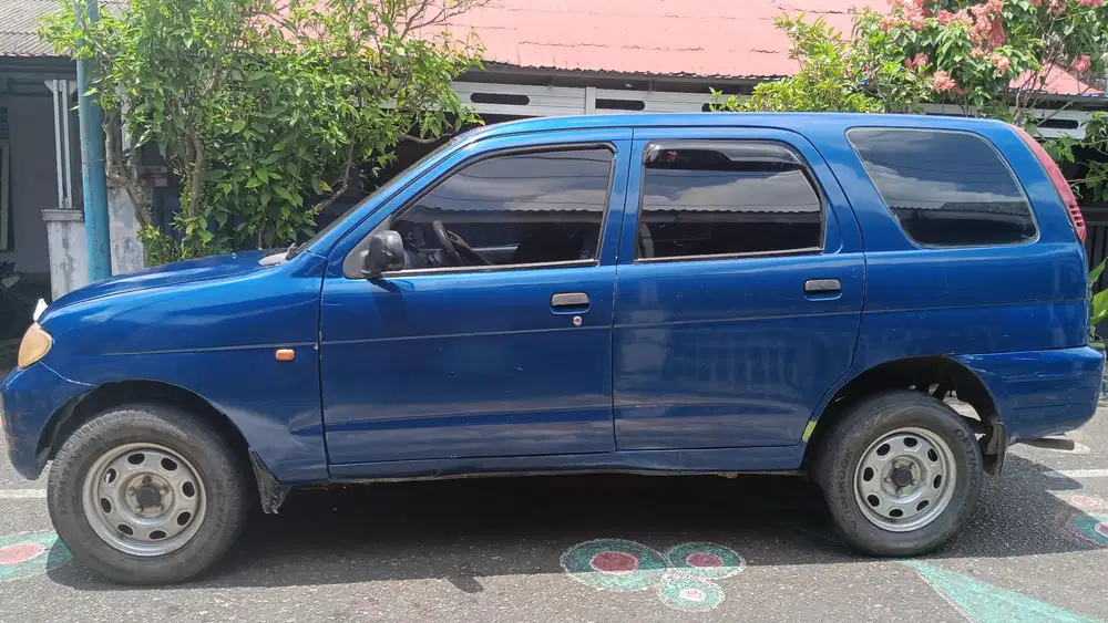 Daihatsu Taruna 2004 Bensin