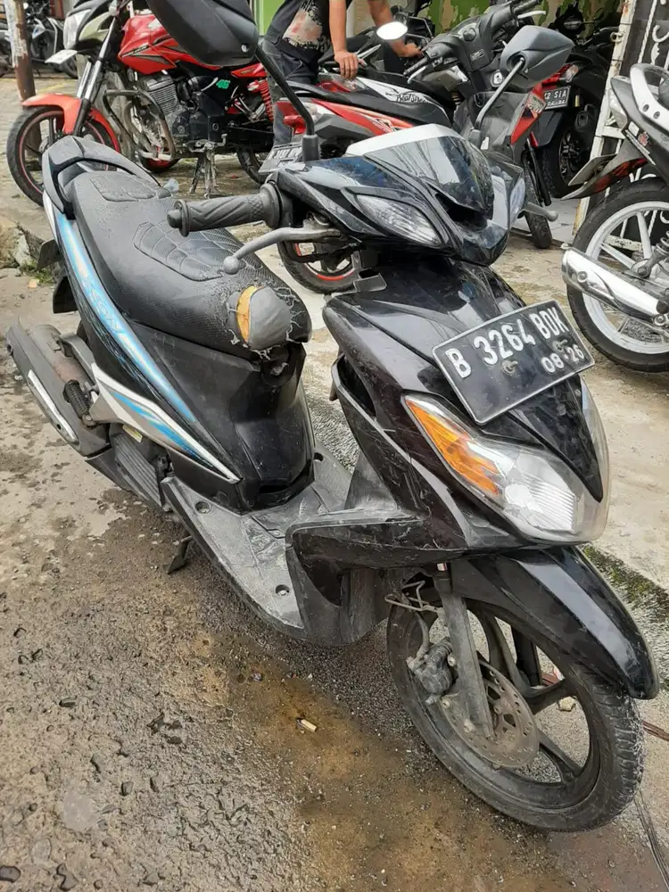 Yamaha Xeon 2010 ss lengkap mesin bagus pajak hidup plat B DKI