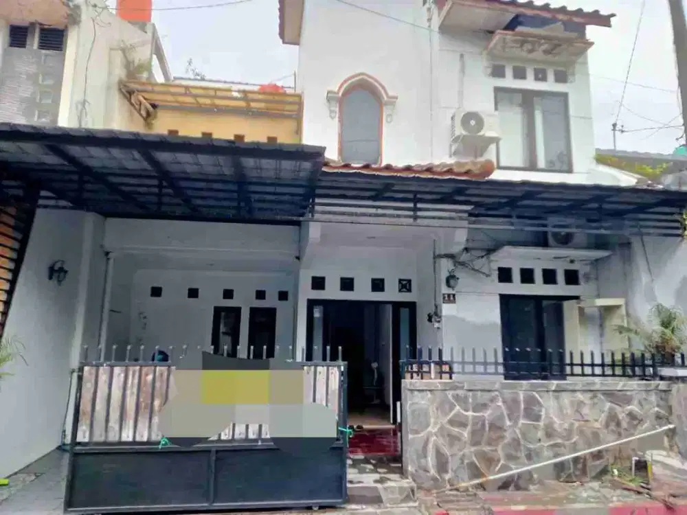 rumah 2 lantai murah belakang hotel Alana solo