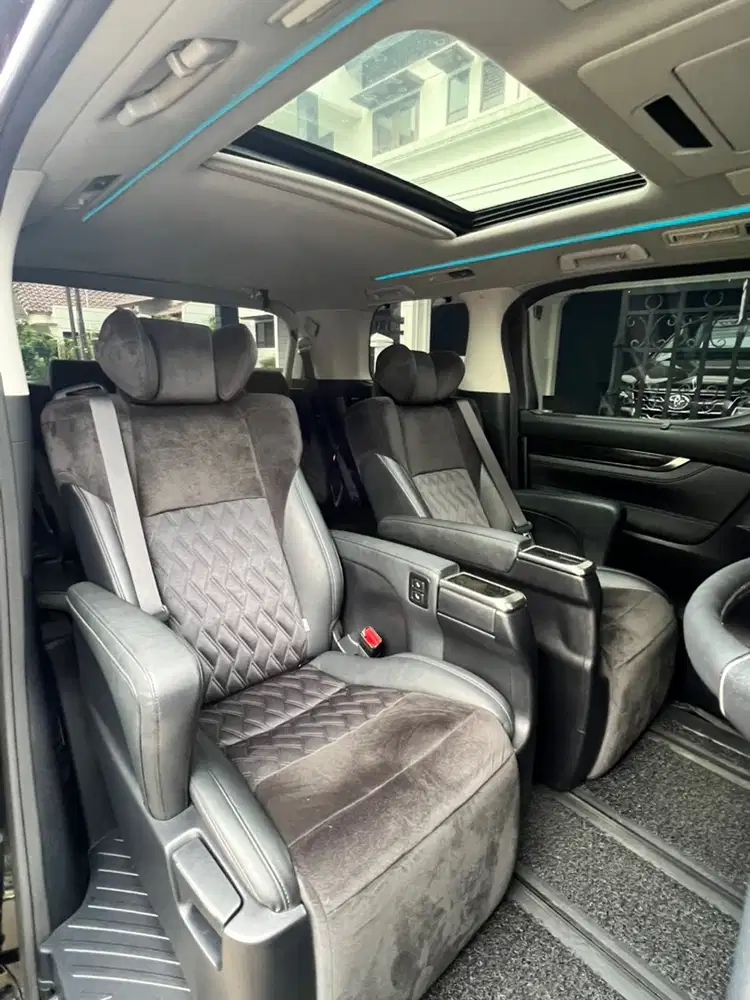Toyota Alphard 2015 Bensin