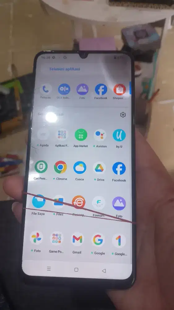 Lcd ori realme c53 minus kaya poto ama tc retak.
