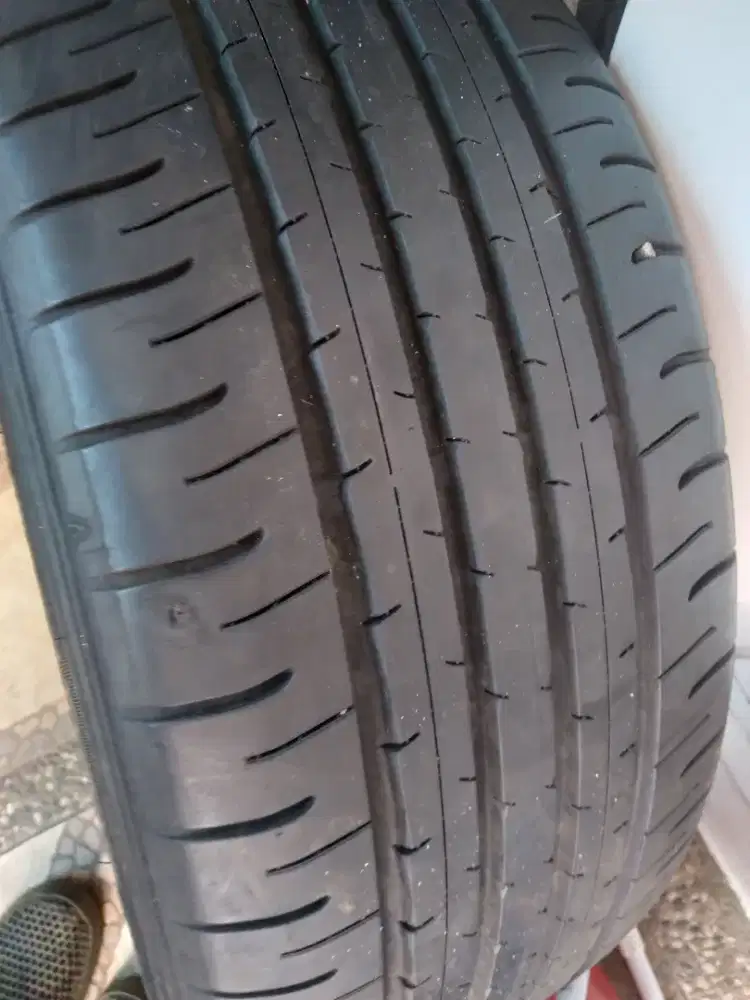 2 BAN BEKAS INOVA ZENITH,225/50/18