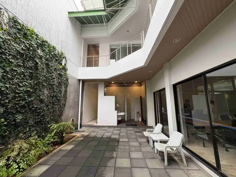 Rumah Taman Kedoya Baru