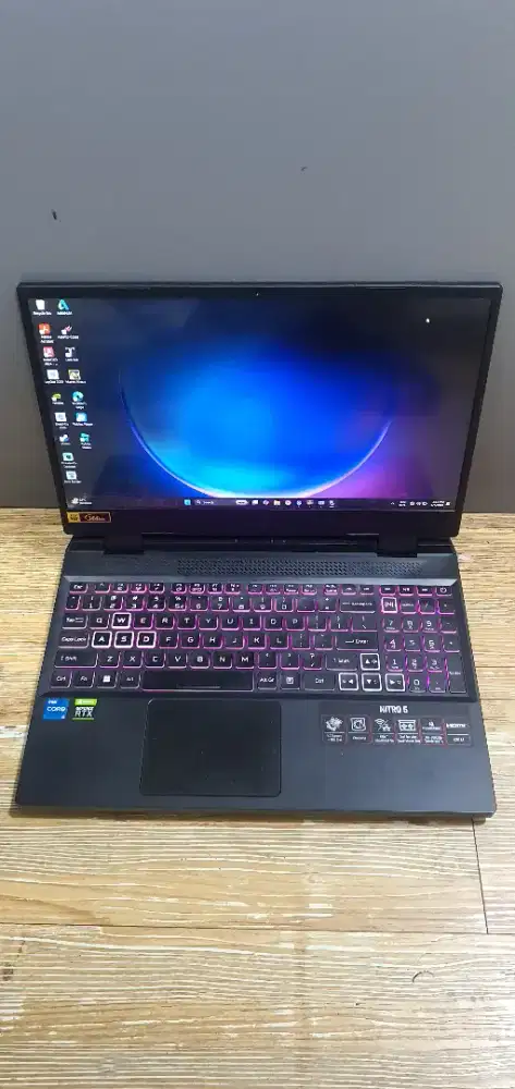 Acer nitro 5 gaming.