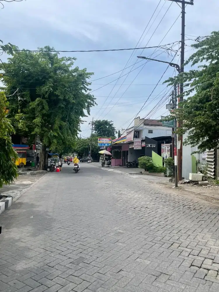 Tnh SHM Raya Griya kebraon