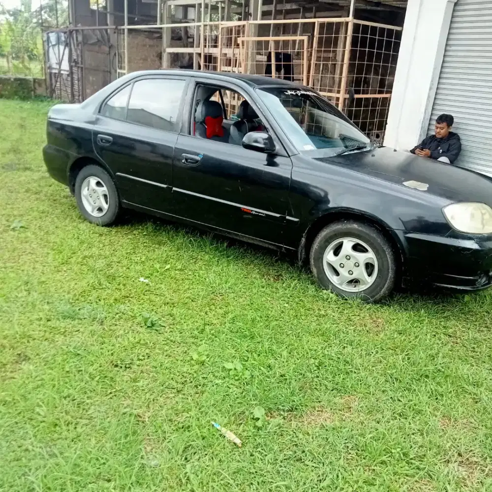 DIJUAL MURAH MOBIL SEDAN BEKAS HYUNDAI AVEGA 2005 NO PENYAKIT²