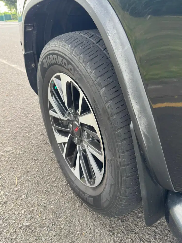 Fortuner 2.4 VRZ TRD DIESEL AT