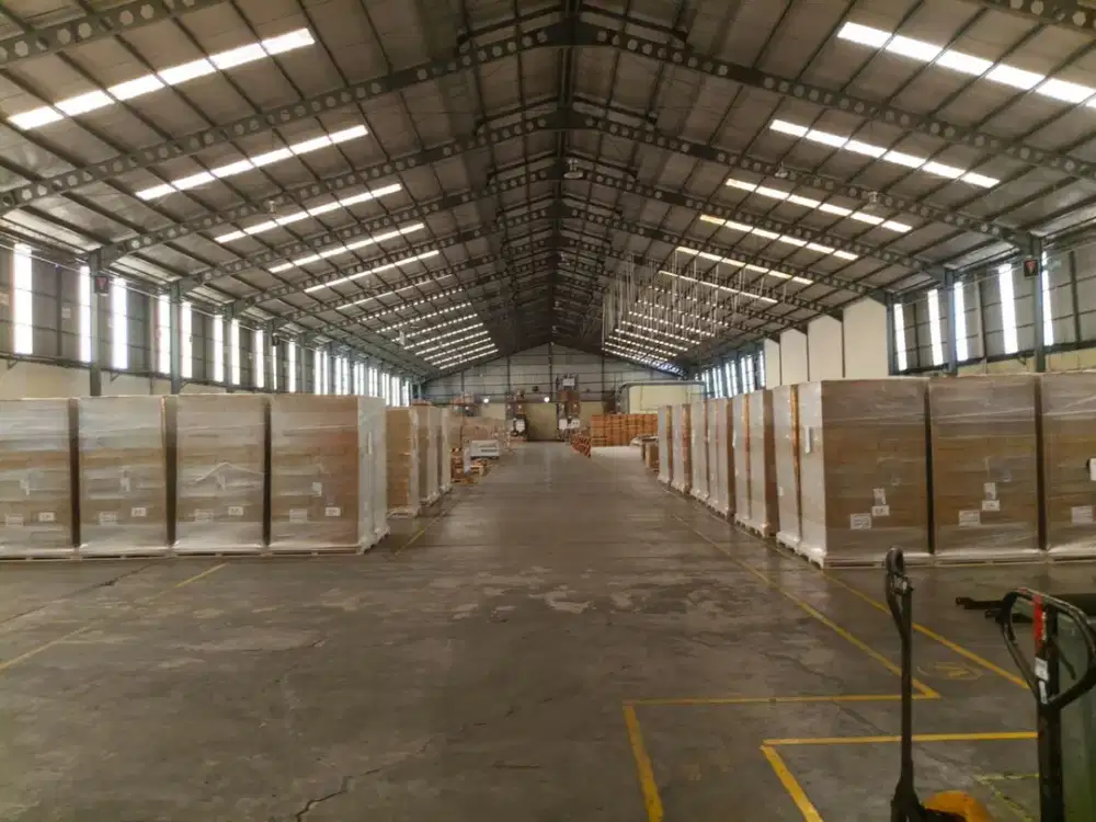 Gudang di Daerah Greges, dekat Margomulyo, Akses Container 40 feet