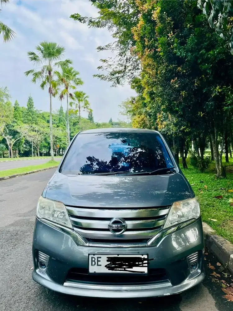 Dijual Nissan Serena Hws Panoramic