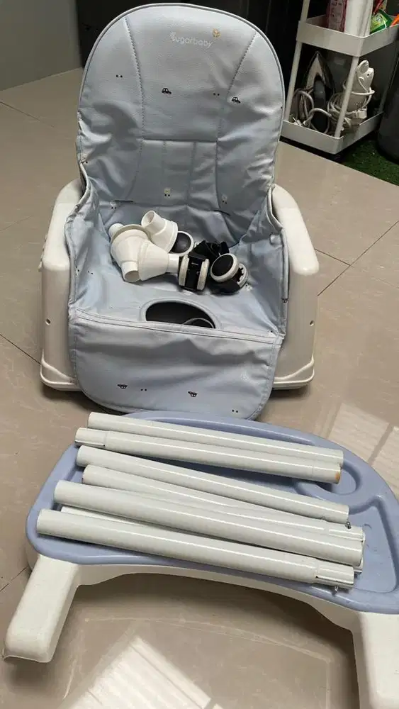 Meja bayi sugar baby