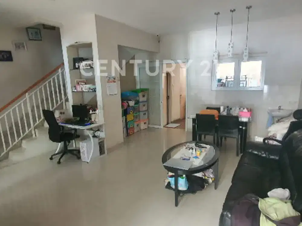 Rumah 2 Lantai Di Gading Griya Lestari SF