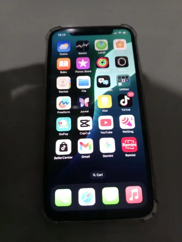 iPhone XS mulus lengkap