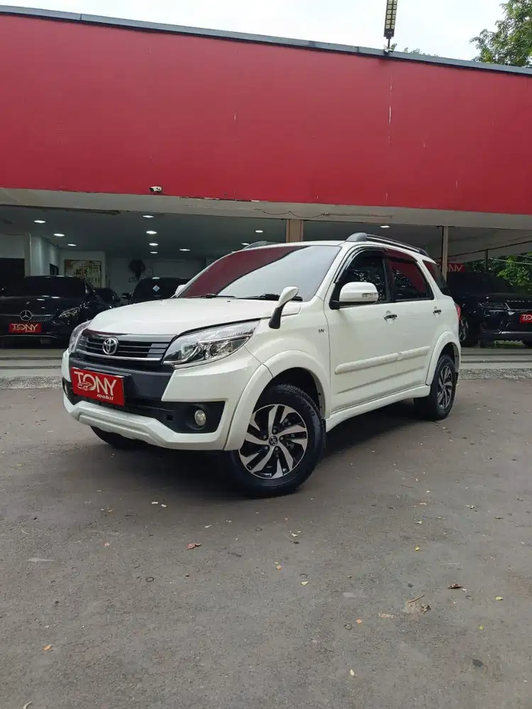 Toyota New Rush 1.5 G AT DP Ceper 2015 Putih