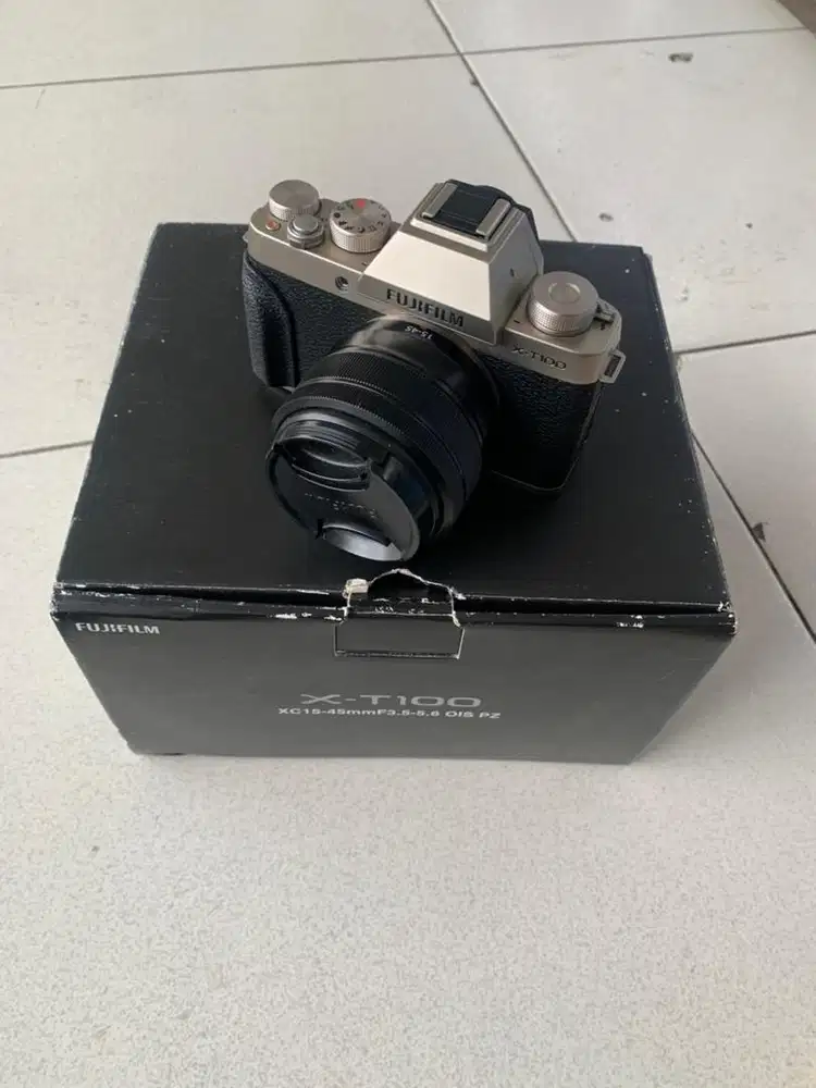 Fujifilm xt100 lensa 15-45mm boks