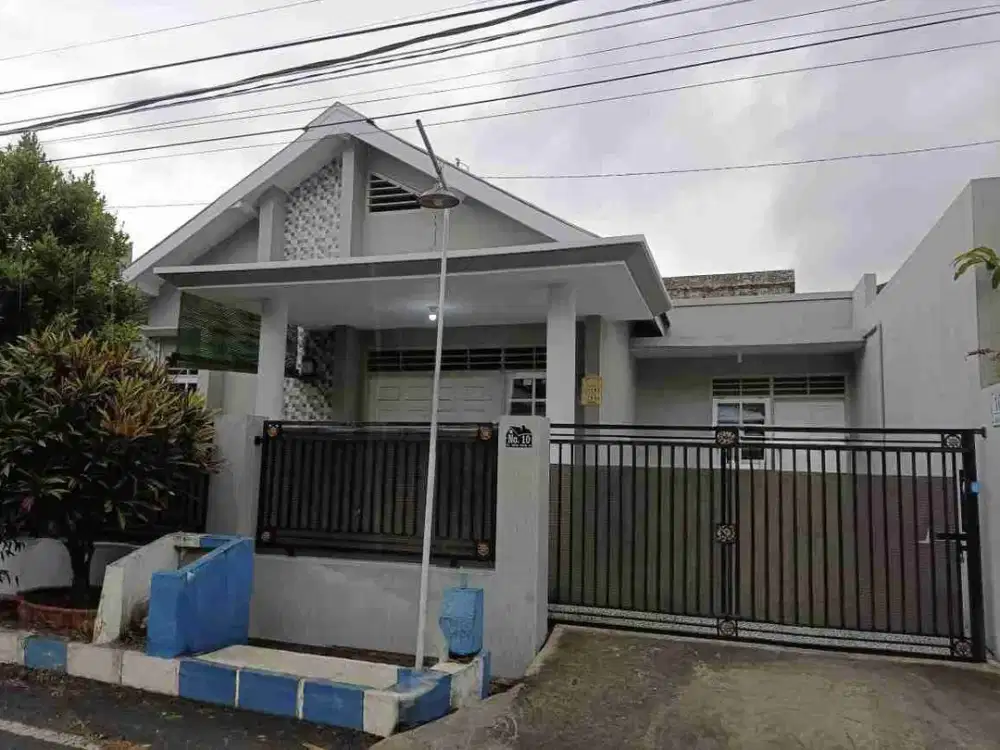 Dijual/Disewakan Rumah Terawat Jl. Ikan Mas Blimbing Kota Malang