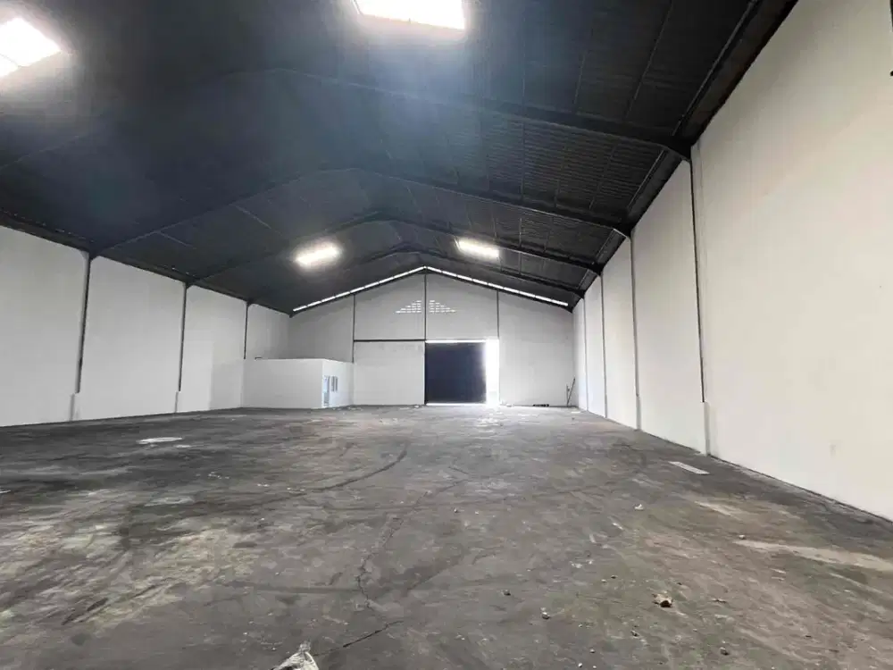 DISEWAKAN CEPAT GUDANG PERGUDANGAN 19 PAKUHAJI TANGERANG DENGAN LUAS TANAH 1877m2 dan LUAS BANGUNAN 800m2