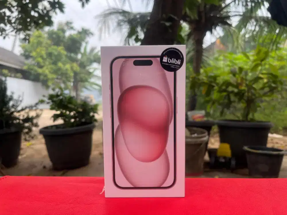 iPhone 15 Pink New Segel