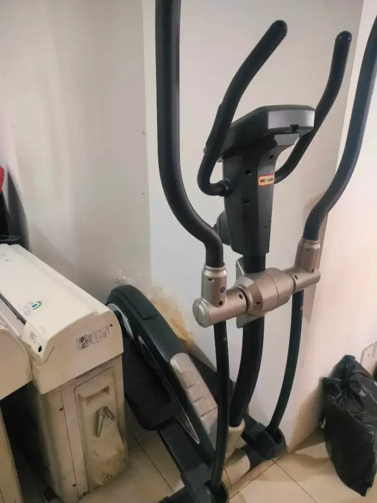 Cros trainer kattler merk axos