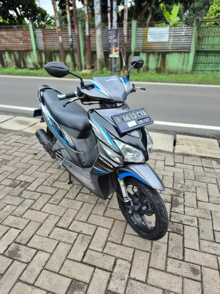 Dijual Honda Vario karbu tahun 2012 surat lengkap