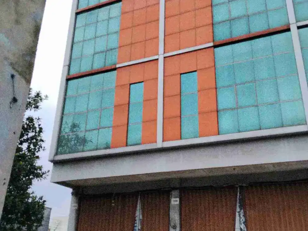 Ruko Komersil 4lt di Jl Jendral Sudirman Babakan Cikokol Tangerang