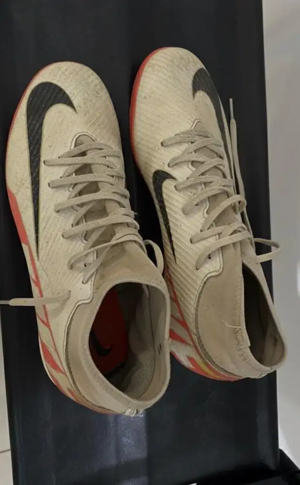 Sepatu Nike Mercurial Superfly 6 Academy