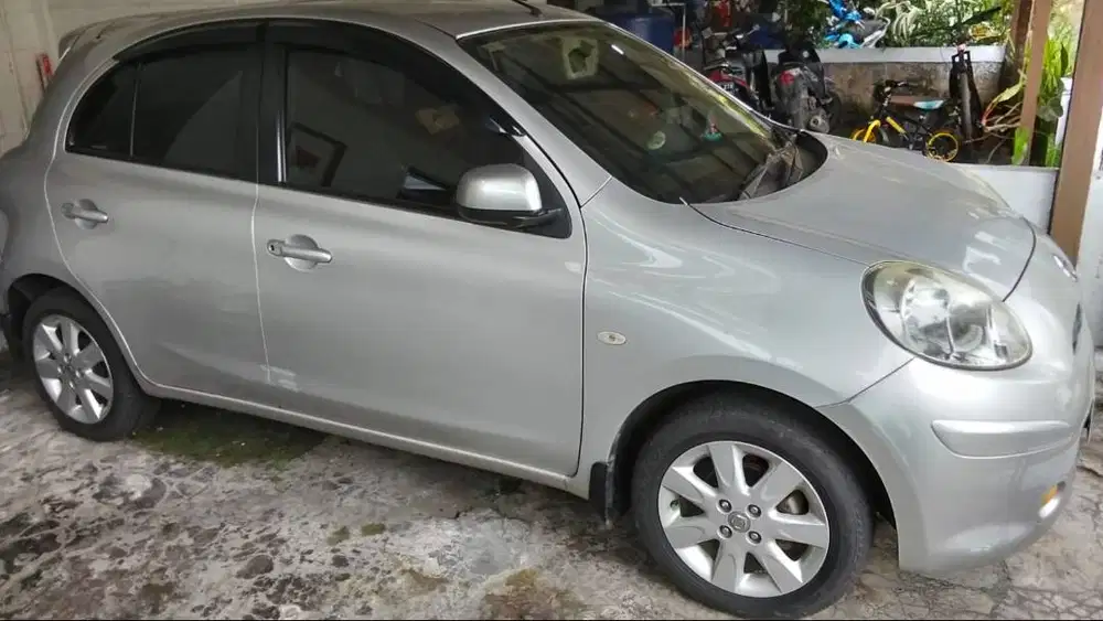 Jual Nissan March 2013