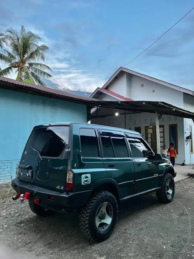 Escudo JLX 4X2 tahun 1995 mulus bodi full kaleng