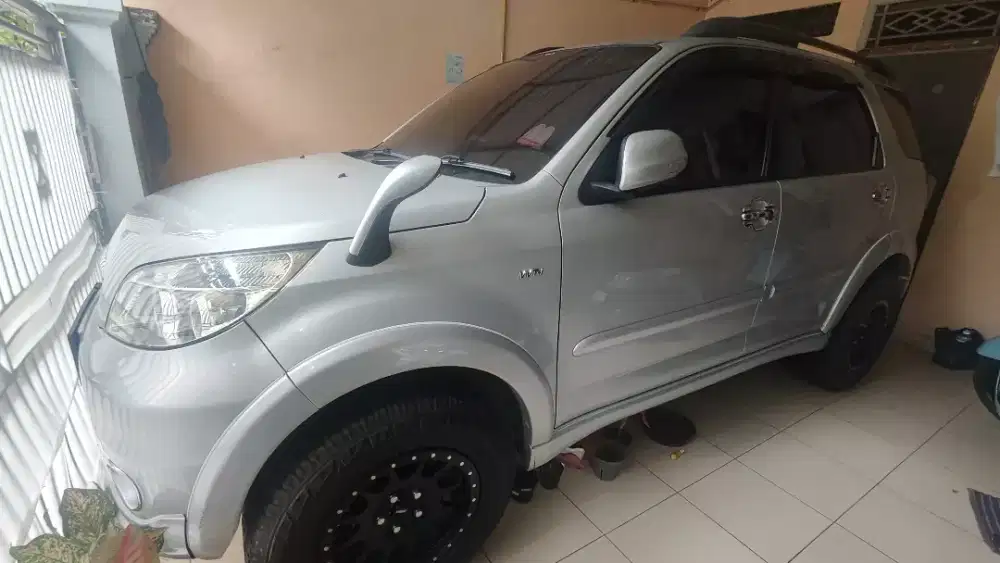 Dijual Toyota Rush tipe G 2012