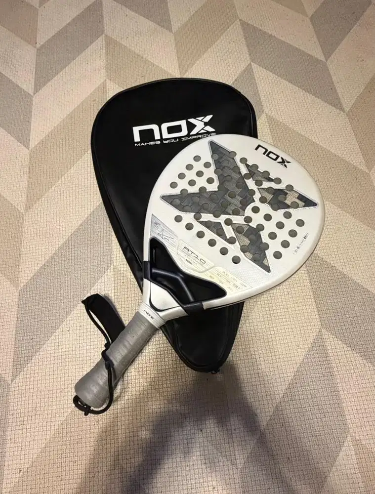 Raket Padel Nox AT 10 Extreme Lite Genius 2026