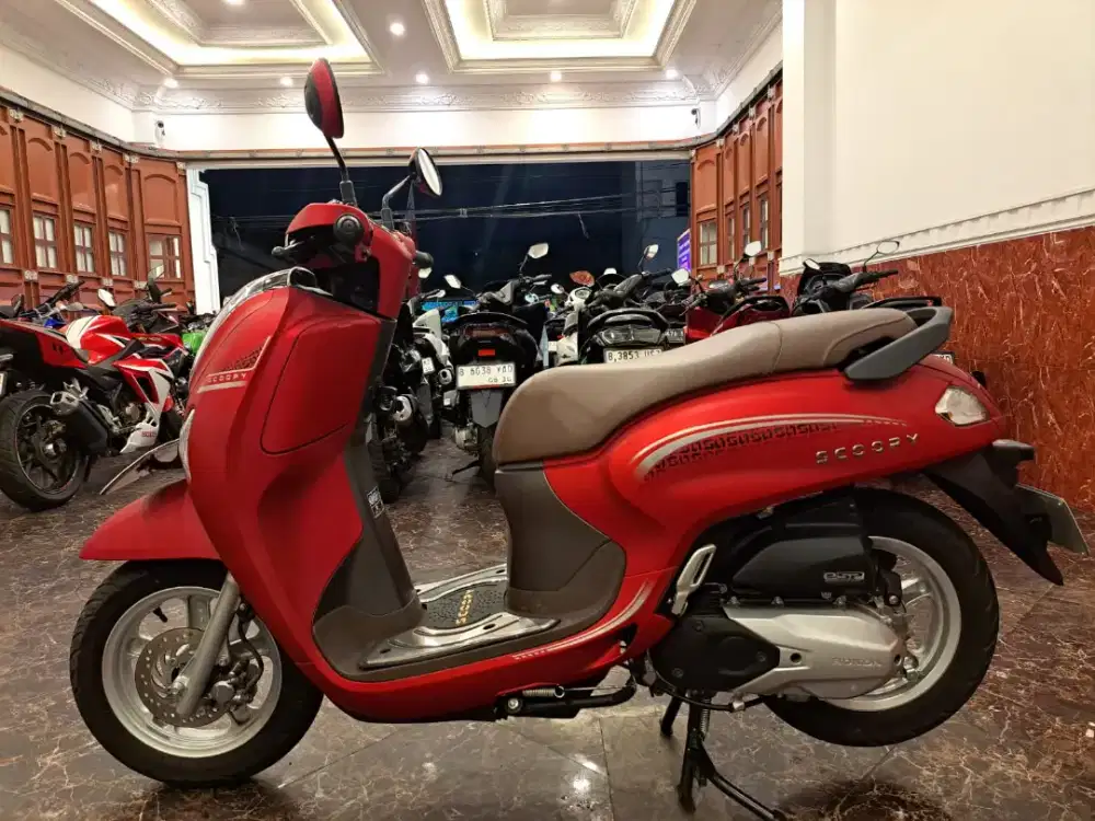 DP 1JUTA SCOOPY STYLISH REMOT 2025 MASIH BARU KM.RENDAH SIAP PAKAI BOS