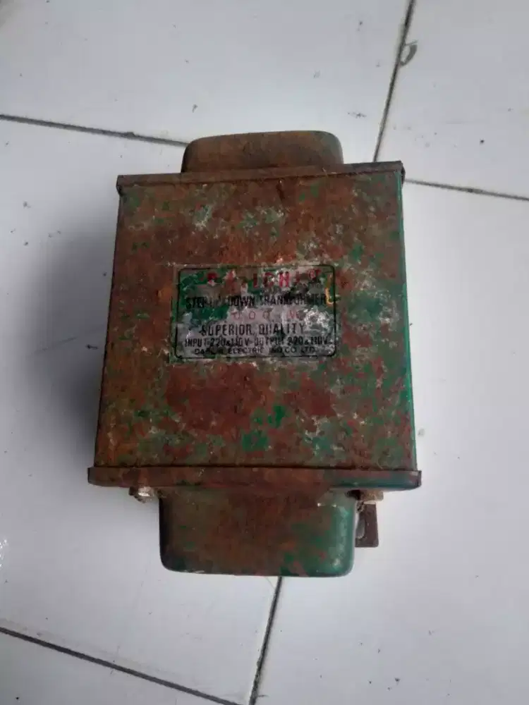 Trafo stepup stepdown daichi 1000watt