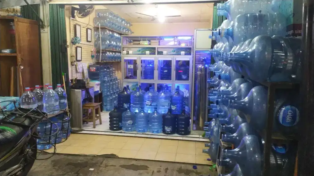 Butuh cepat karyawan pria single antar 2 galon