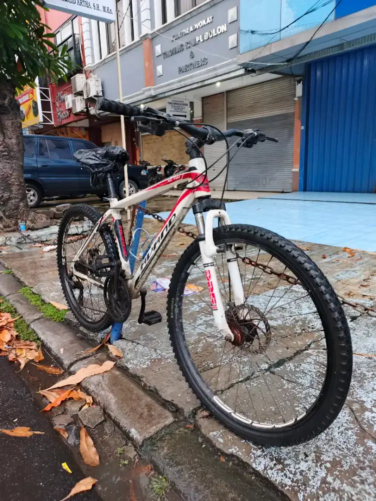 Sepeda MTB merk Avand