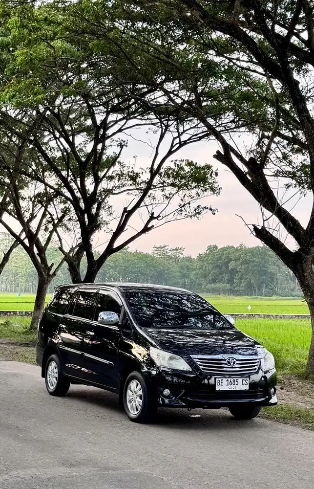 Kijang innova G manual diesel 2013