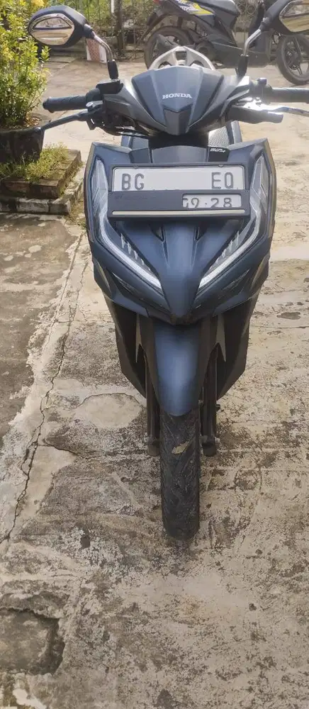 VARIO 125 Keyless 2023 Blue Doff Tangan Pertama
