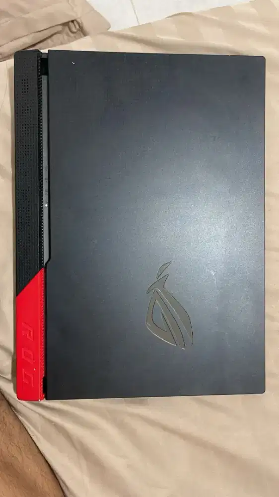 Laptop ROG G513QE