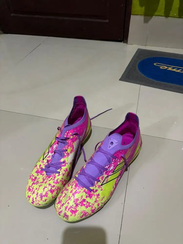 sepatu bola mills uk 43