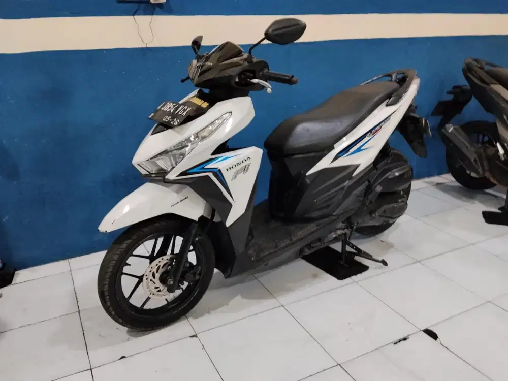 dijual Honda Vario old 2016 full orisinil