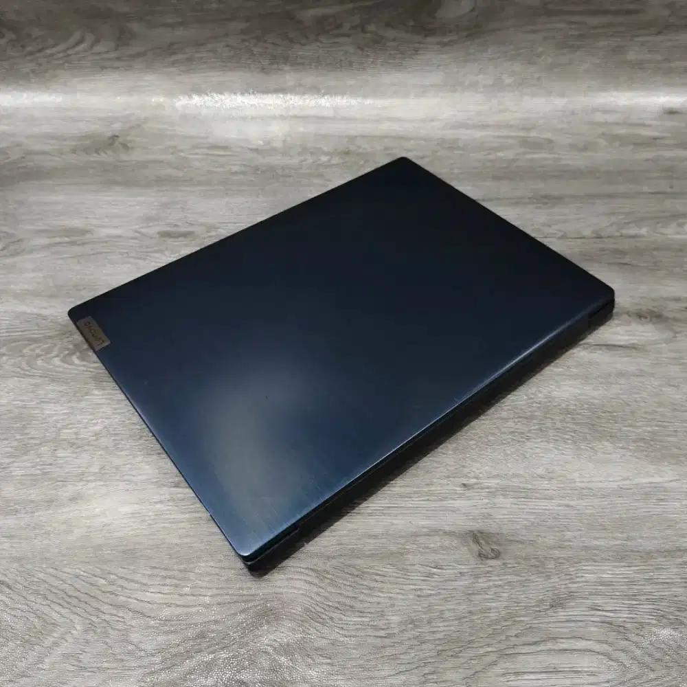 Laptop Lenovo Ideapad Slim3 14ADA05 RAM 8GB Bonus Mouse Baru Siap paka