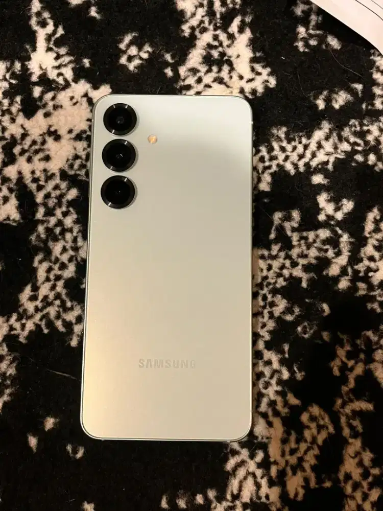 Mulus galaxy s25 12/256 warna mint