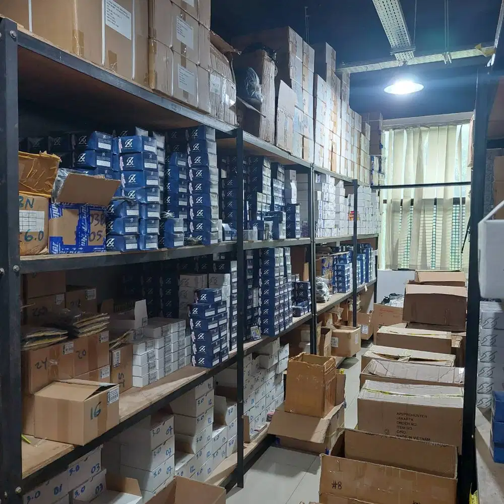 Dibutuhkan Host live dan buat konten video