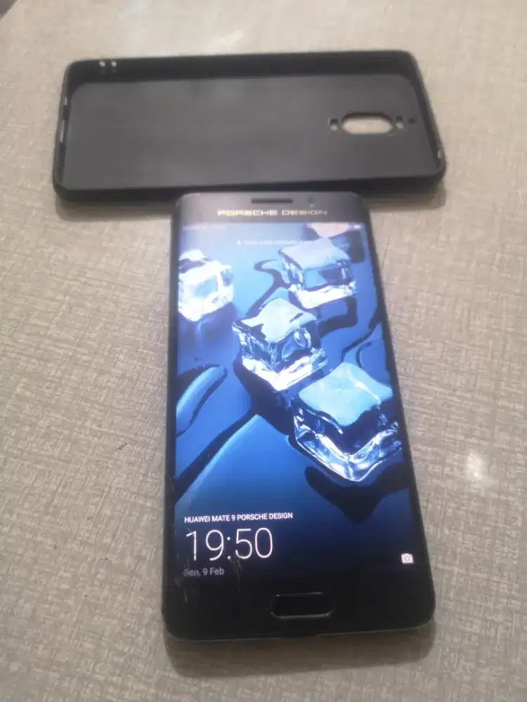 Huawei mate 9 Porsche design 6/256 normal semua